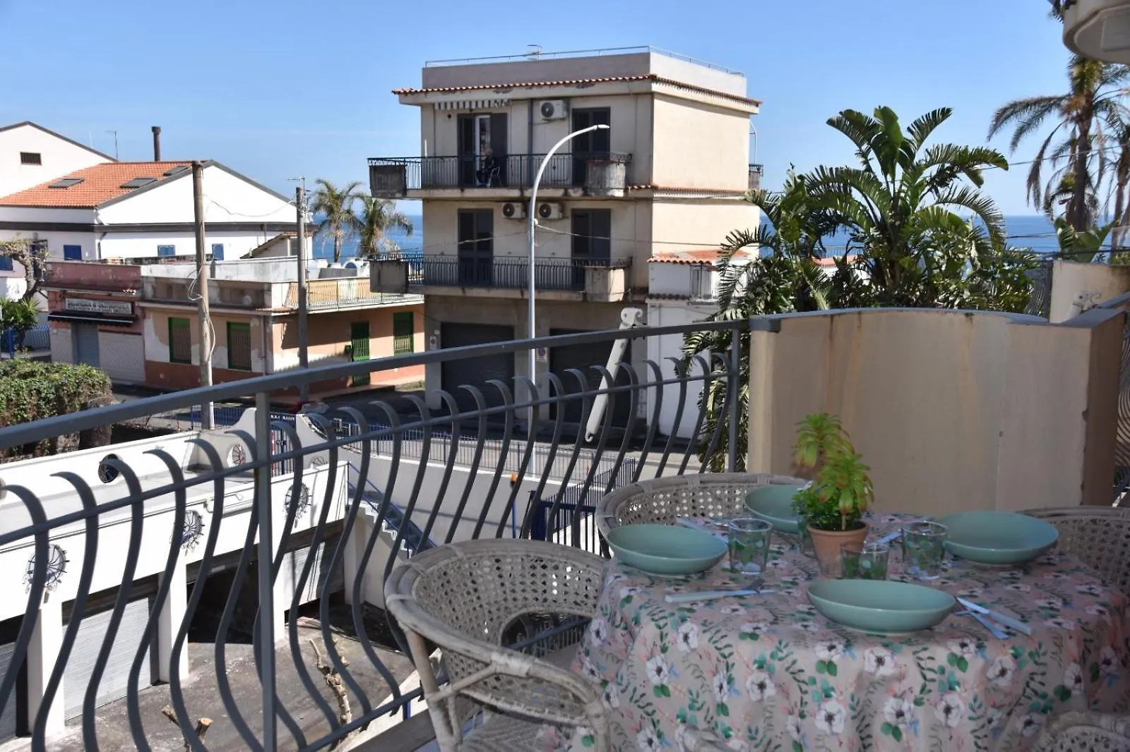 Panorama Beach House Mascali Italy